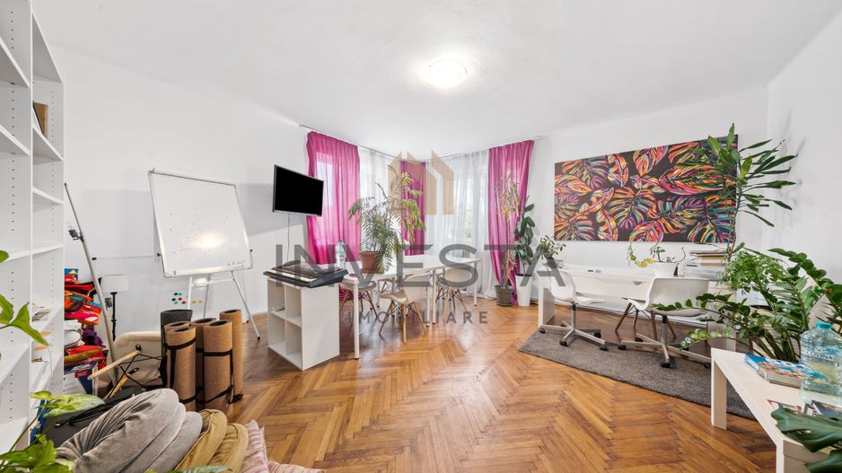 Apartament 4 camere, 160 mp, curte 165 mp, garaj | Andrei Muresanu - Poză 1