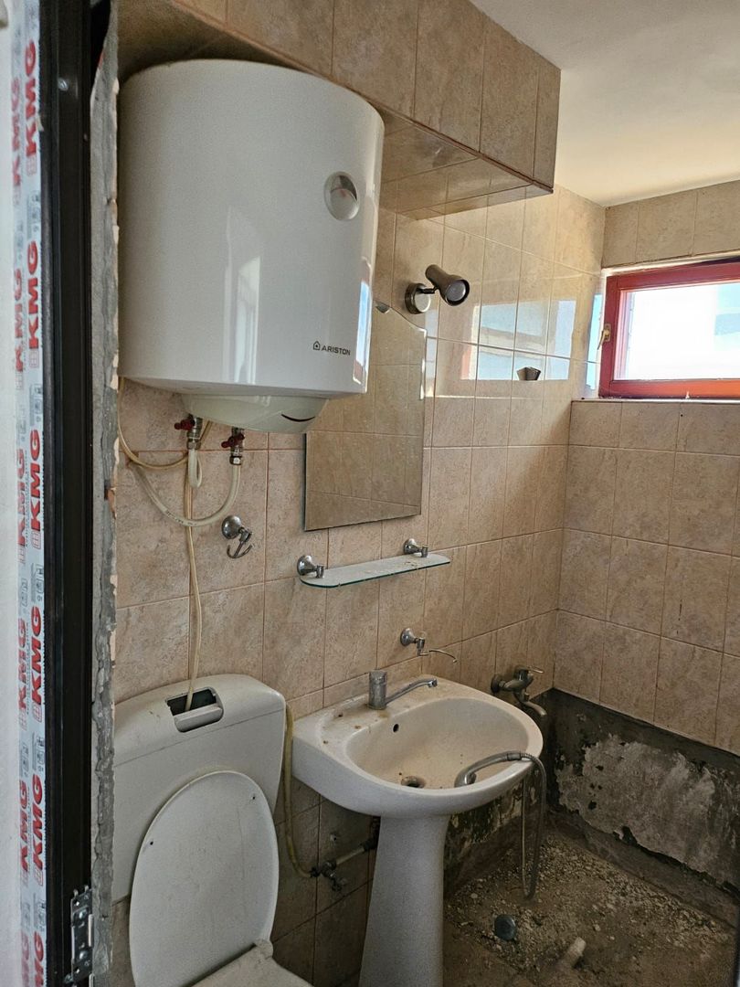 Vanzare - 2 camere, P-uri - Faleza - Poză 7