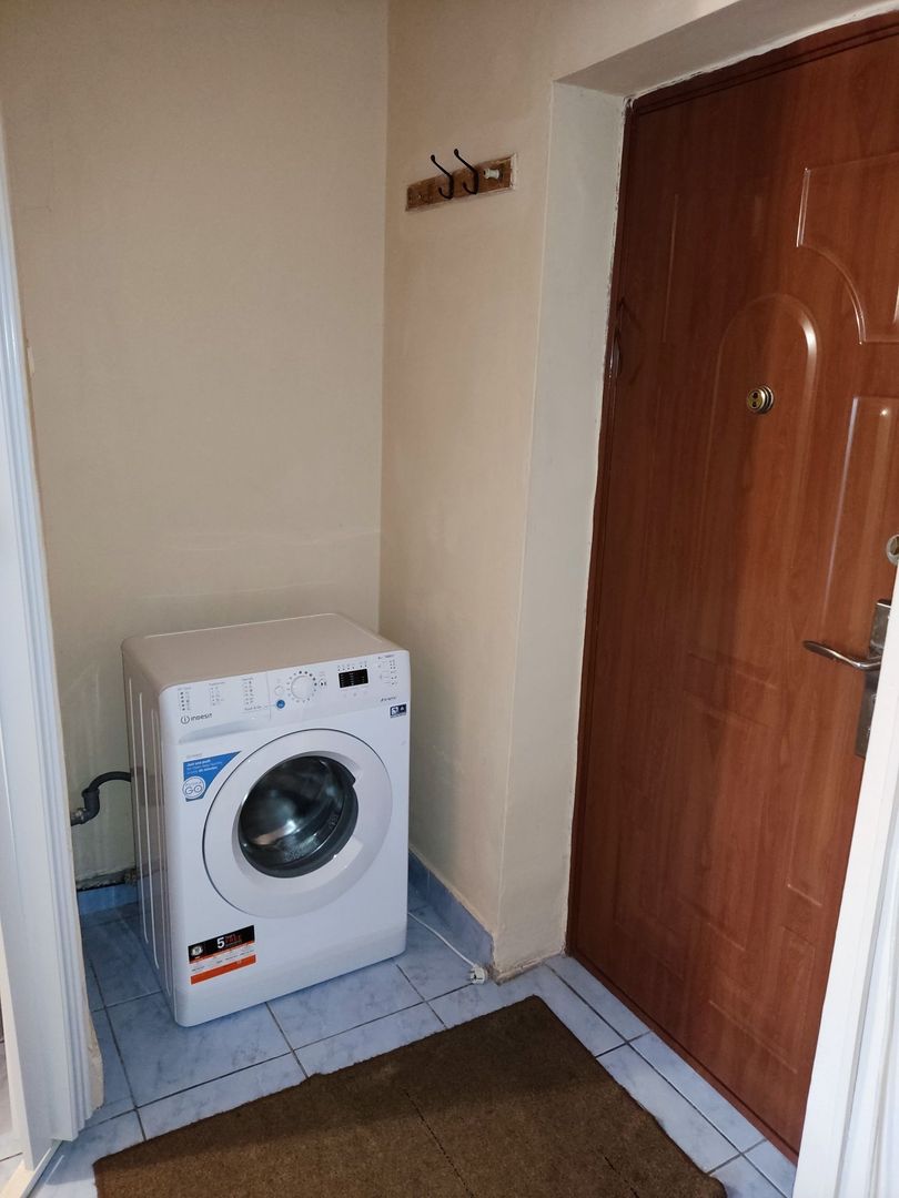 BRASADAS vinde garsoniera 24m la etajul 4/4 B-dul Closca. - Poză 5