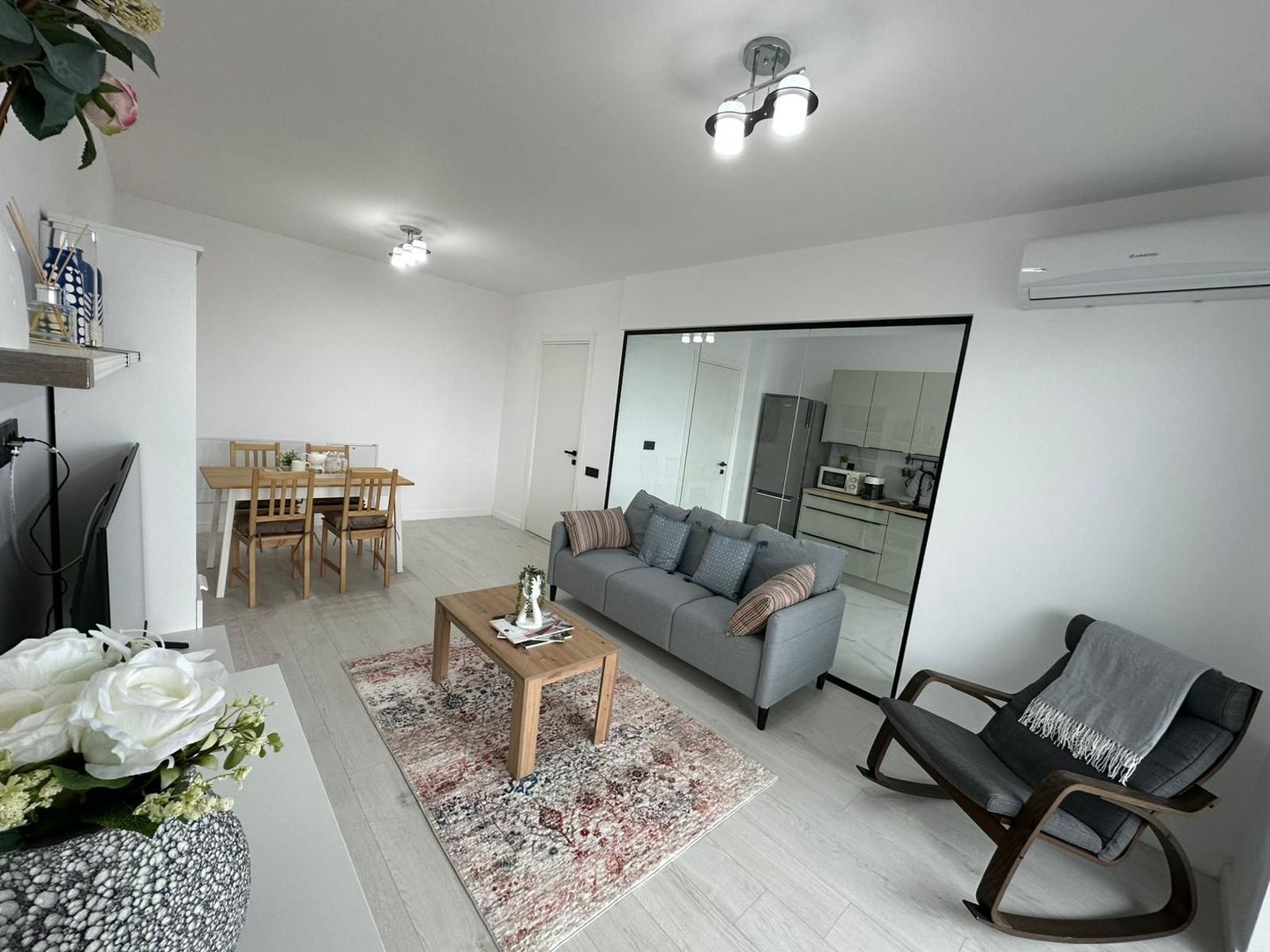 2 camere Titan  Gura Calitei Astorium Life 2 locuri parcare - Poză 6