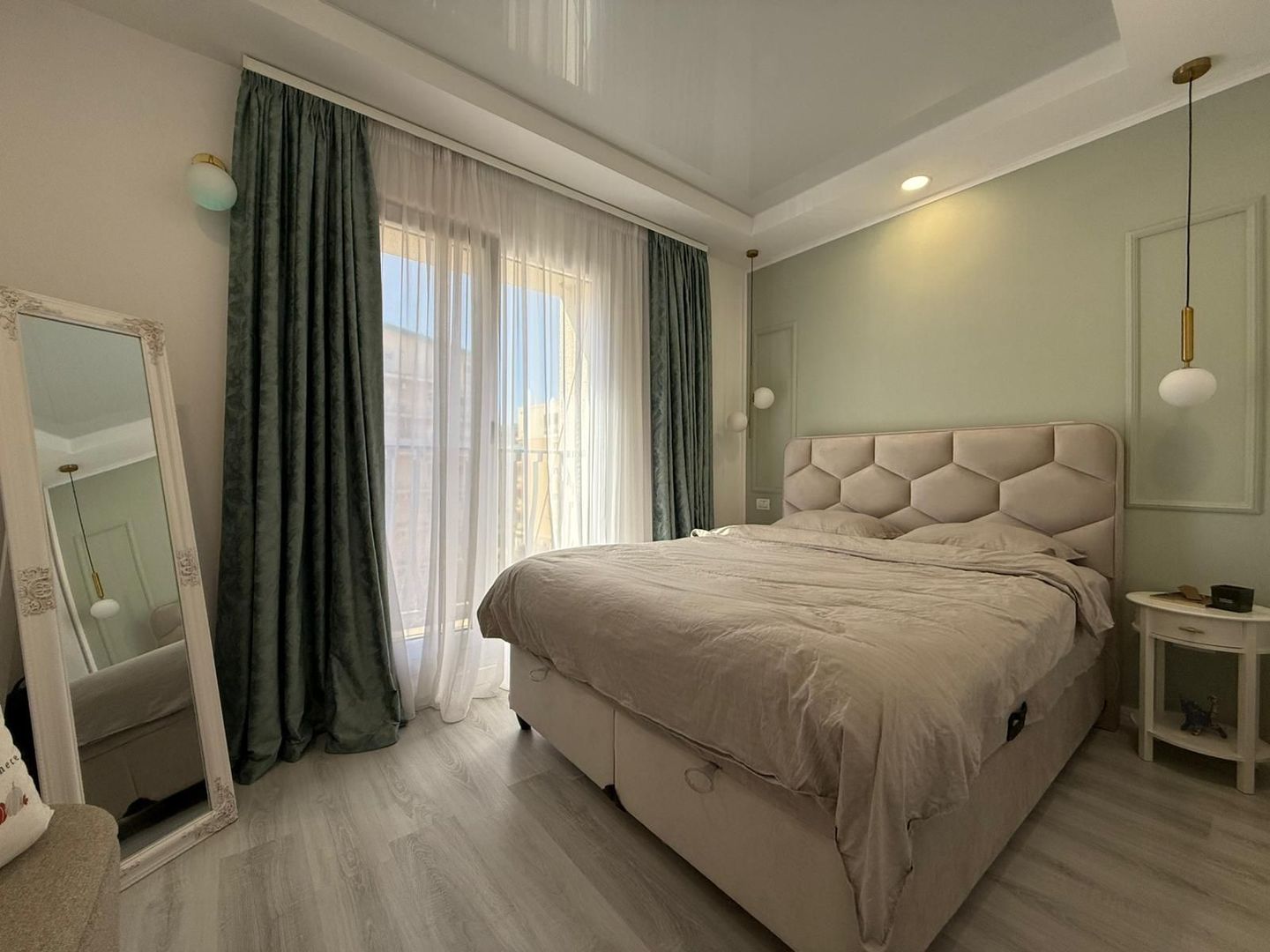 COSMOPOLIS - Apartament cu 2 camere, mobilat si utilat. - Poză 9