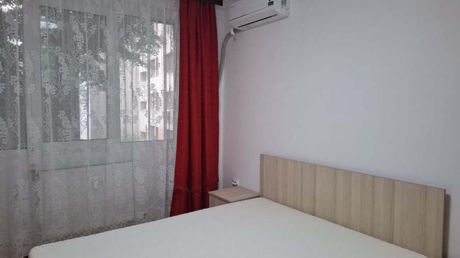 URGENT!, renovat complet, vedere spate, mobilat/utilat modern, liber - Poză 6