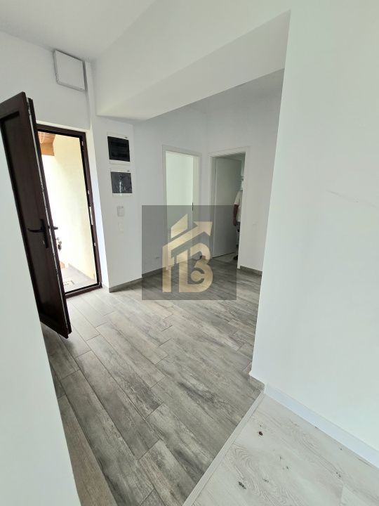 ​Casă 3 camere, 2 băi, curte generoasă 471 mp - Complex Luna, Balotești - Poză 4