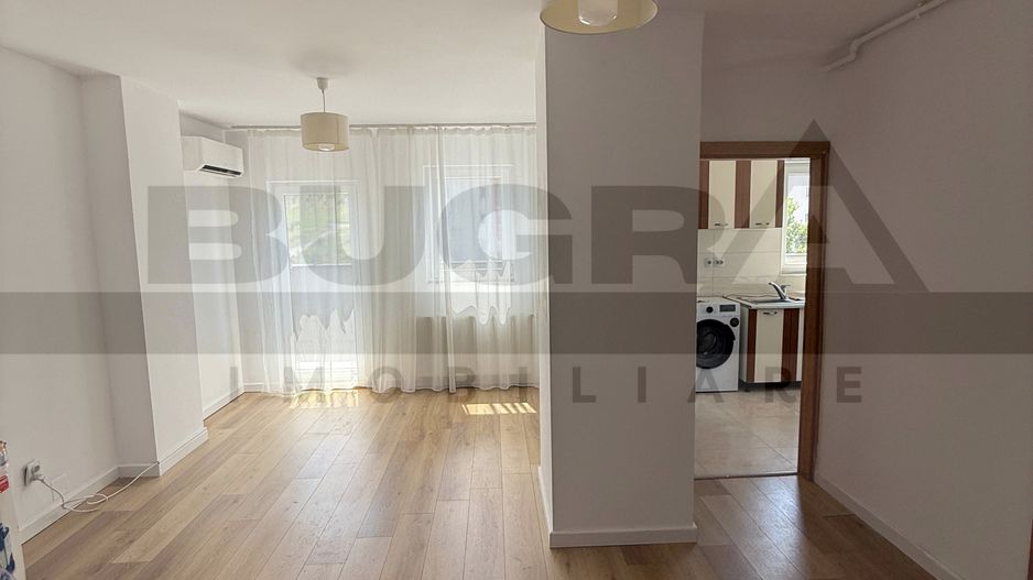 Apartament 3 camere, 60 mp,  parcare, terasa, zona Vivo - Poză 1
