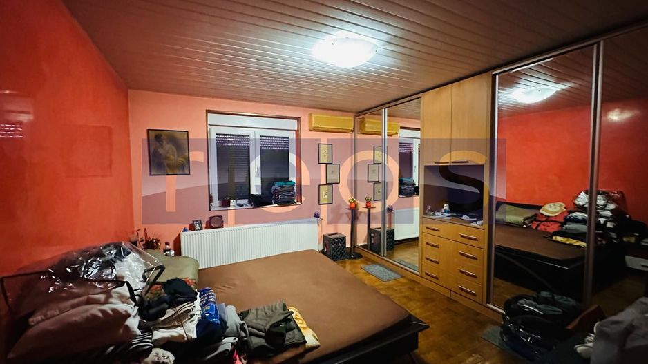 VILA DE VANZARE PE LAC | CREVEDIA | 7 CAMERE - Poză 24