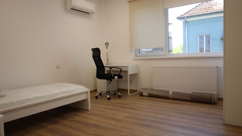 Apartament 4 bedrooms for rent close to Medicina - Poză 15