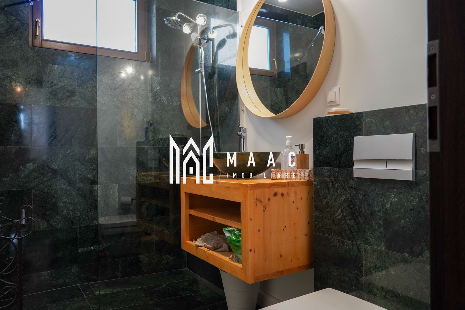 Casa Individuala de LUX | 7 camere | Selimbar - Poză 13