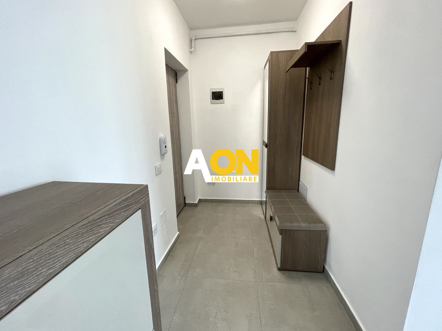 Apartament cu 3 camere, Terasă, Loc de parcare, Zona Bazinului Olimpic - Poză 9