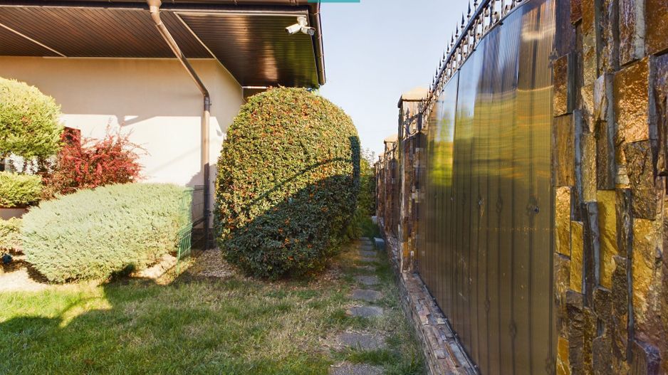 Casă pe Strada Oituz - Poză 4