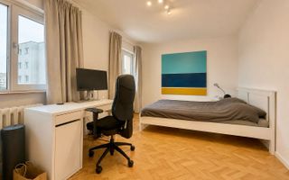 Apartament renovat, etaj intermediar, zona Bucegi - Poză 5