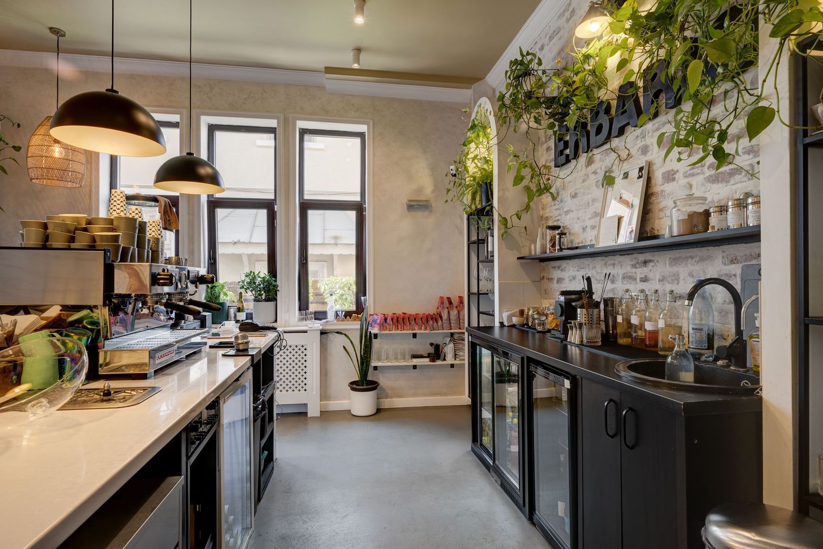 Vindem Afacerea ! Mini Hotel + Cafenea/ Restaurant ! Parcul Carol ! - Poză 31