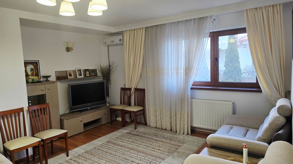 Apartament deosebit si loc parcare în zona Palazu Mare - Poză 8