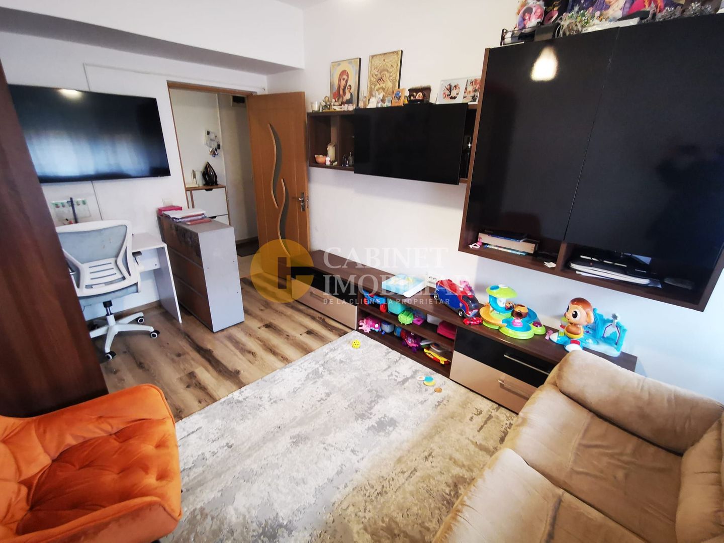 2 camere decomandat - 77mp(44mp+33mp curte proprie) - zona CUG - Poză 3