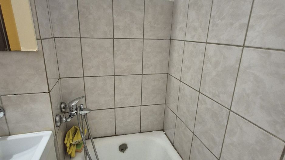 Vlahuta, garsoniera sectiune mare - Poză 9