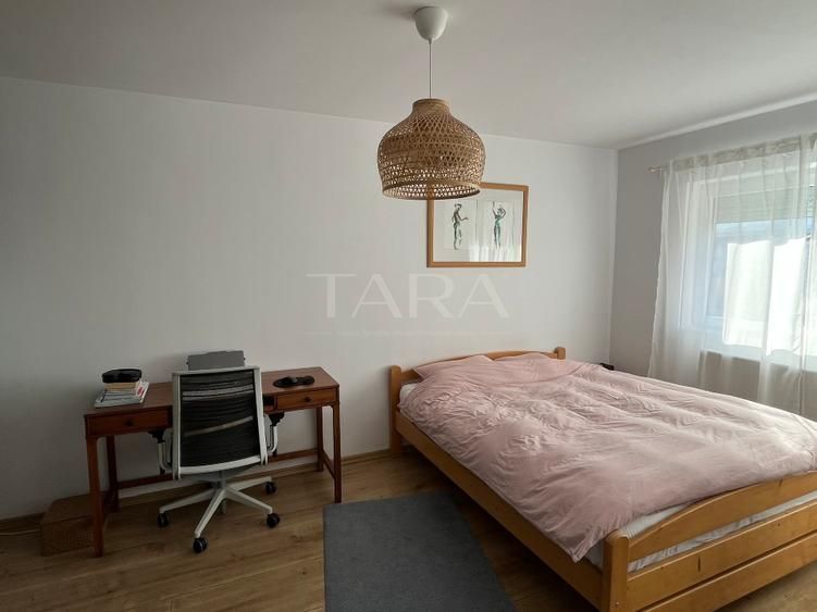 Vând apartament 3 camere, 64 mp + balcon, mobilat, utilat. - Poză 9