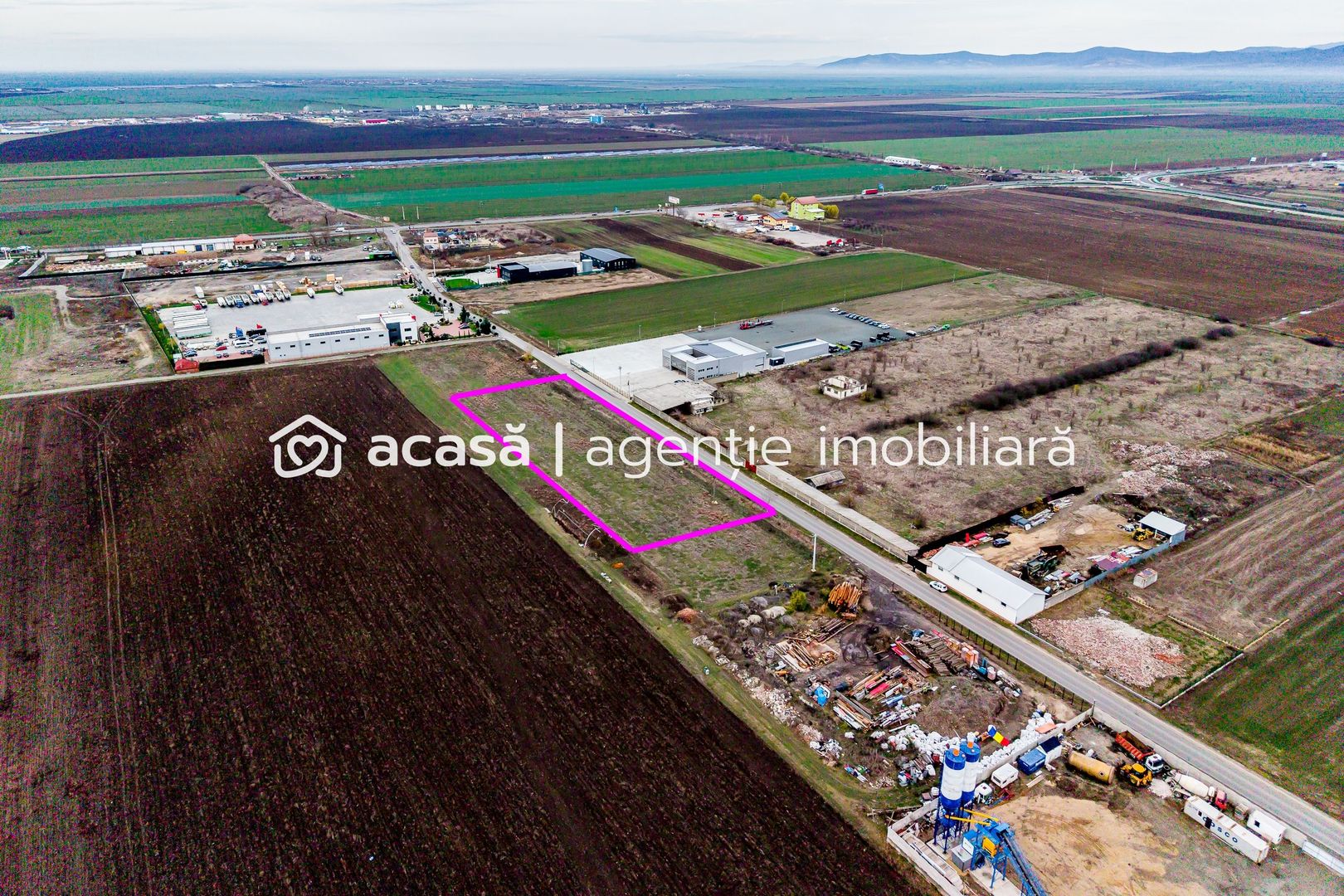 Teren cu acces DN7 și A1, ideal pentru dezvoltări industriale - Poză 6