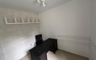 Apartament 3 camere, garaj si boxa - zona Centrala-Prefectura - Poză 11