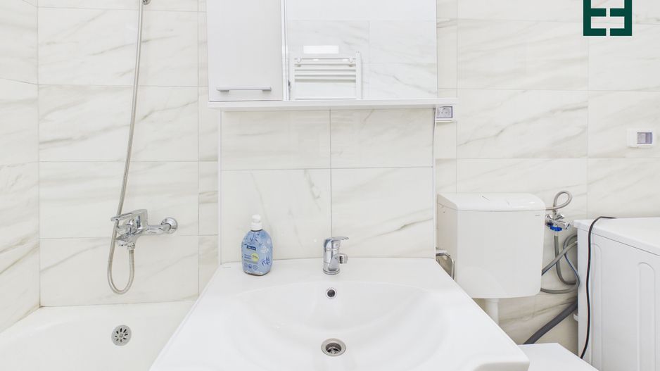 De închiriat - Apartament cu 2 camere -  Zonă Ultracentrală - Arad - Poză 15