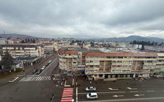 Ap 4 camere 90 mp+boxa+1 camera pe hol ultracentral b-dul Carol 1 - Poză 2