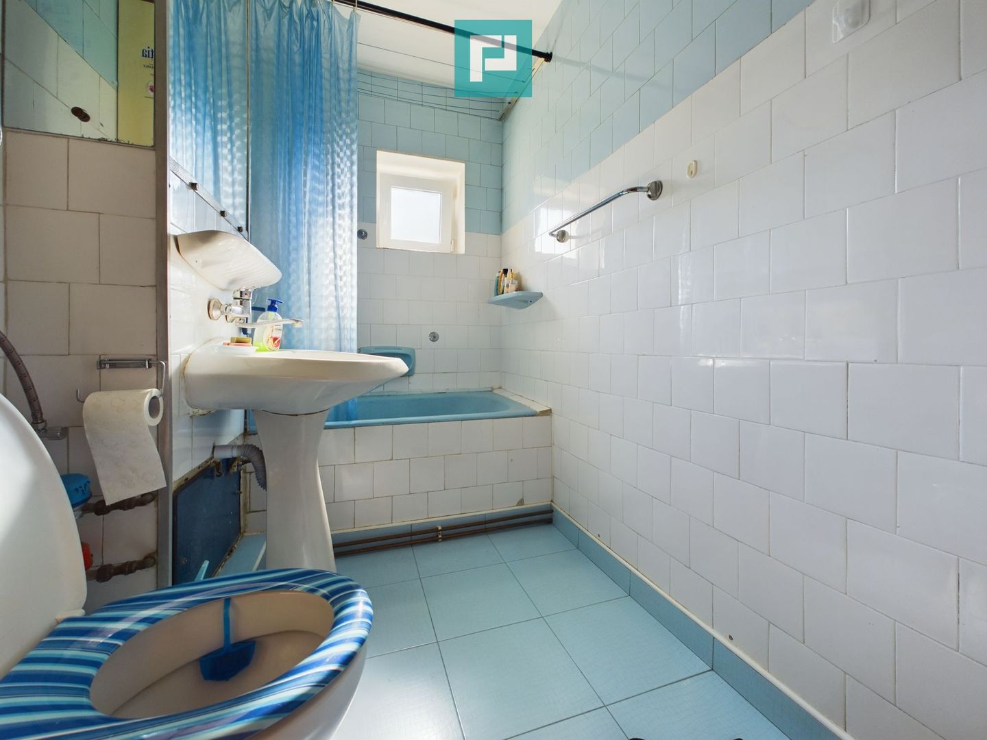 Apartament 4 camere Zona 300 - Poză 9