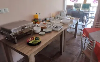 Casă individuală 310mp utili, 8 camere, piscină - Poză 16