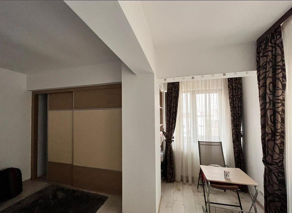 Apartament 2 camere Jiului Petrom City - Poză 4