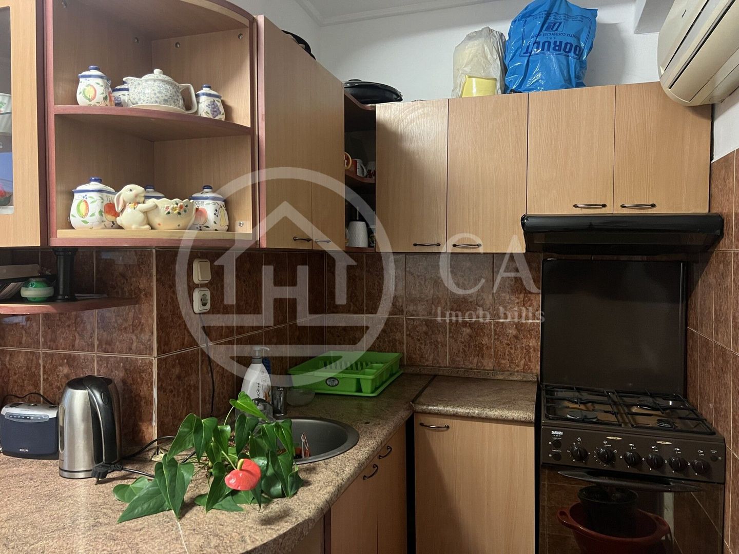 Apartament cu 3 camere de vanzare in zona Cantemir Oradea - Poză 5