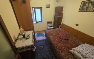 Casa cu 5 camere de vanzare in zona Bordei Calea Bucuresti 785mp - Poză 6