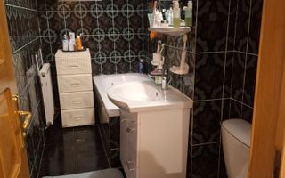 Apartament de 4 camere+ 1 /etaj 2/125mp /Independentei/Focsani/Finante - Poză 9