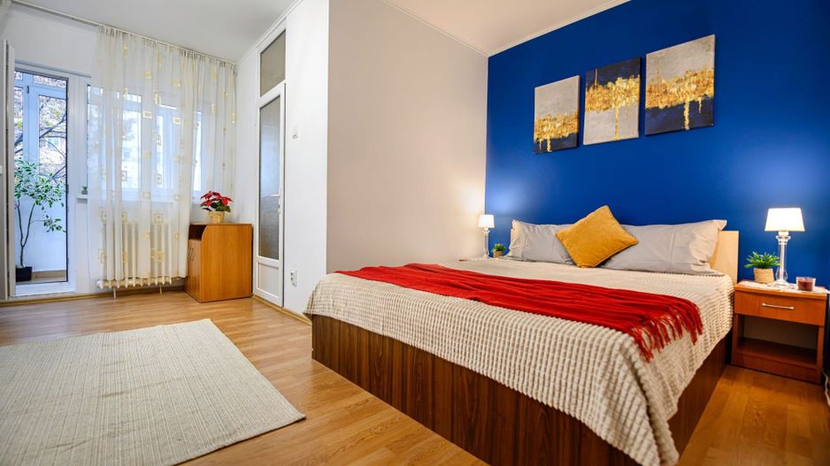 Inchiriez Garsonieră modernă, costuri mici, AC, balcon, 7 min metrou - Poză 4