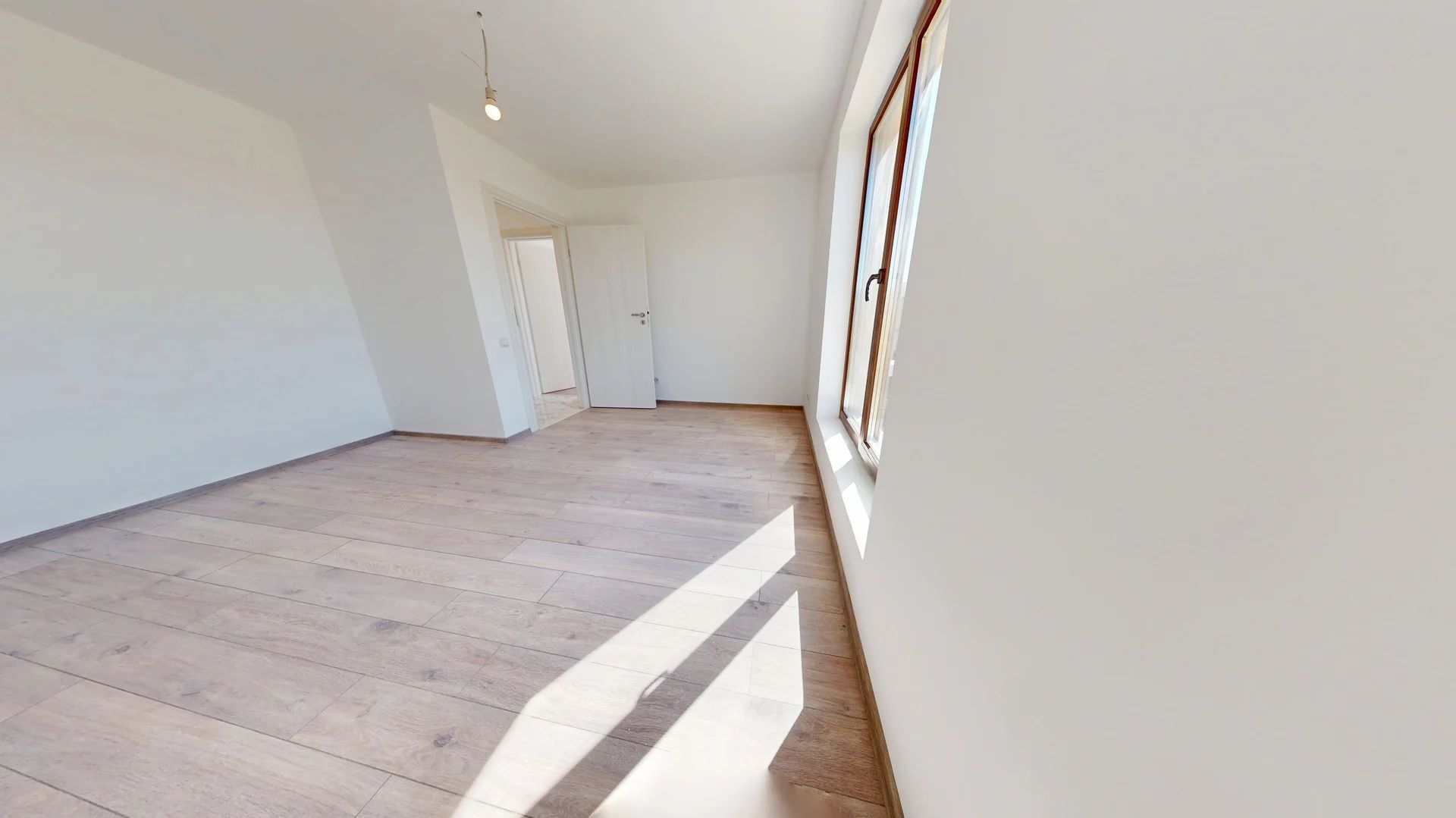 Vila noua, din caramida Harman-Brasov - Poză 9