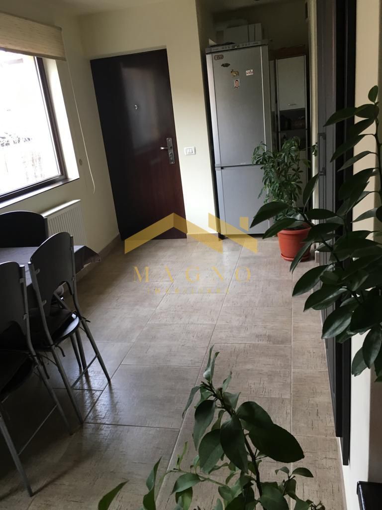 Apartament la casa zona Centrala - Poză 5