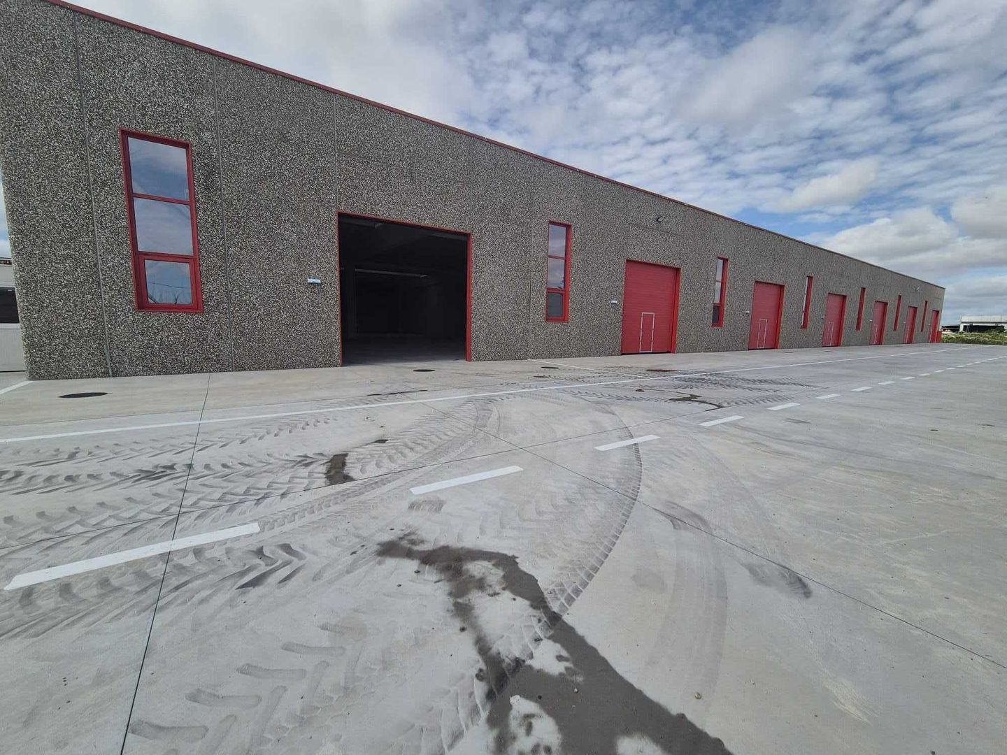 Hală industrială de 1.200 mp de închiriat – Chitila, acces rapid DNCB - Poză 2