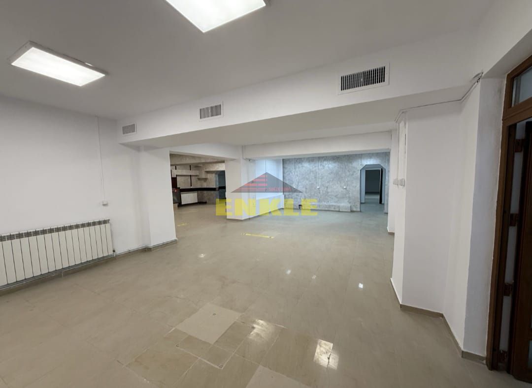 De inchiriat  sau de vanzare spatiu comercial, zona Ultracentrala - Poză 1