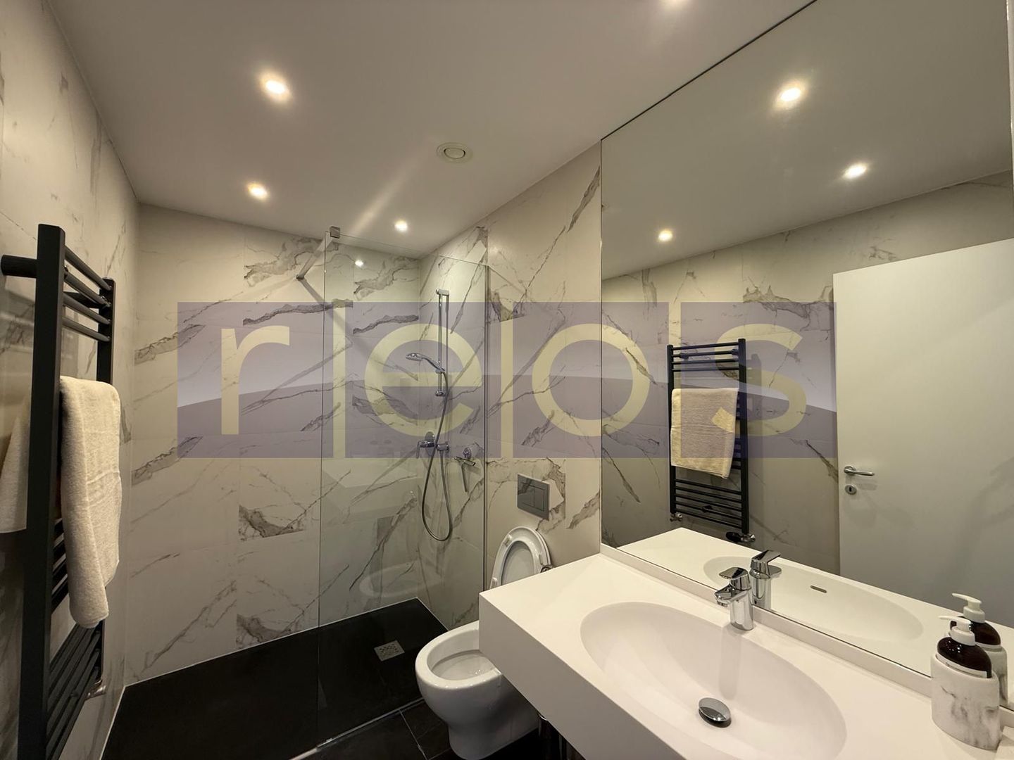 APARTAMENT PREMIUM 4 CAMERE | 3 LOCURI DE PARCARE | ULTRAFINISAT | 141MP | - Poză 14