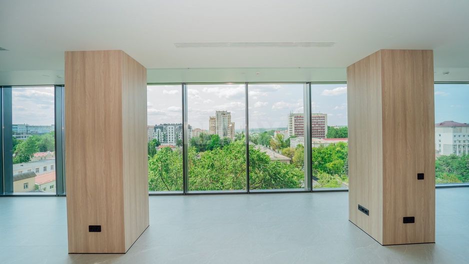 Spațiu Comercial de Închiriat – 120,7 m² - Poză 2