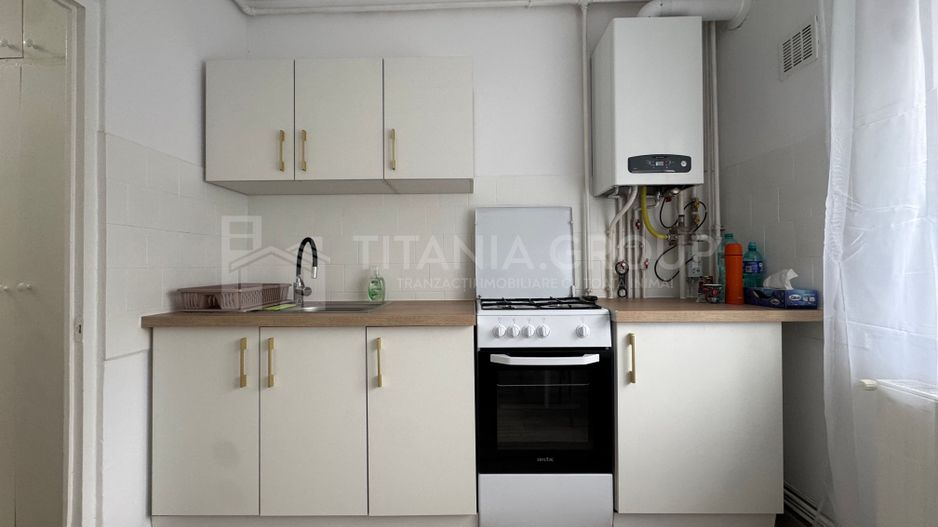 Garsonieră decomandată 38mp, renovată integral, lift nou,  Racadau - Poză 3