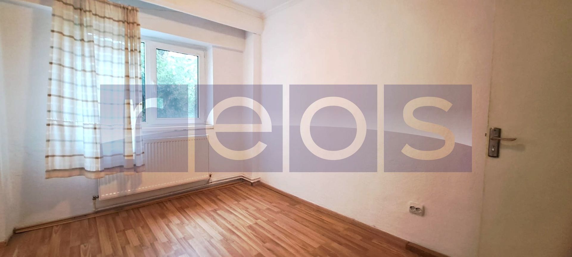 VANZARE 4 CAMERE | 2 BAI | DECOMANDAT | CARPATI - Poză 1
