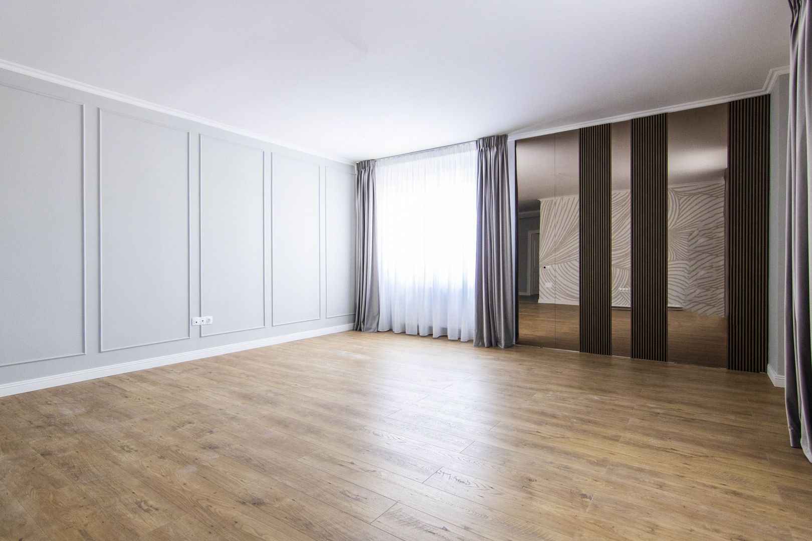 OFERTA- loc de parcare GRATUIT pentru apartamentele cu 3 camere - Poză 10