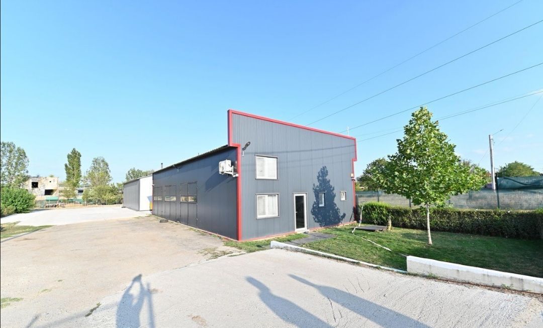 De vanzare proprietate Podari – 2 hale industriale + casa și spatiu recreativ - Poză 15