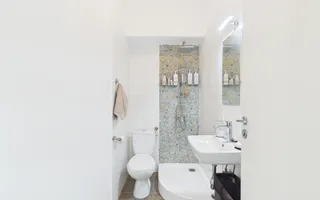 Apartament cu 3 camere de vanzare, centrala proprie - Mihai Bravu - Poză 12