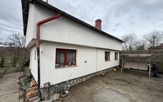 Casă corp C1 84mp + casă corp C2 51mp+garaj+ grădină și teren 889mp - Poză 27