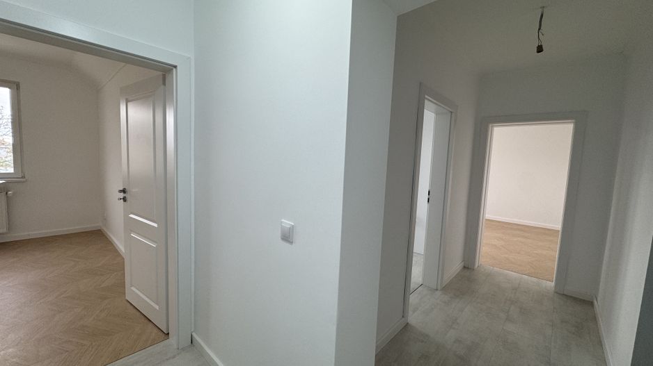 Apartament nr.19 cu 2 camere, boxa si parcare incluse in pret - Poză 1