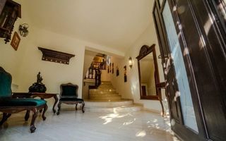 Vilă de excepţie centru Iaşi - Poză 6