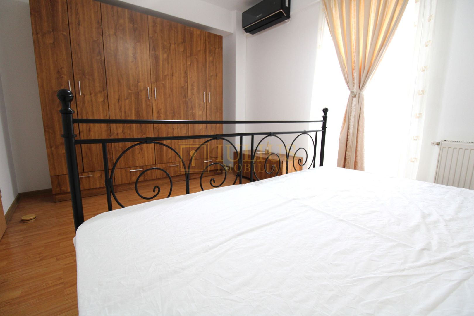 Apartament in zona Lipovei - Poză 9
