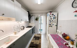 Apartament decomandat cu 4 camere si 2 balcoane - zona Marasti! - Poză 1