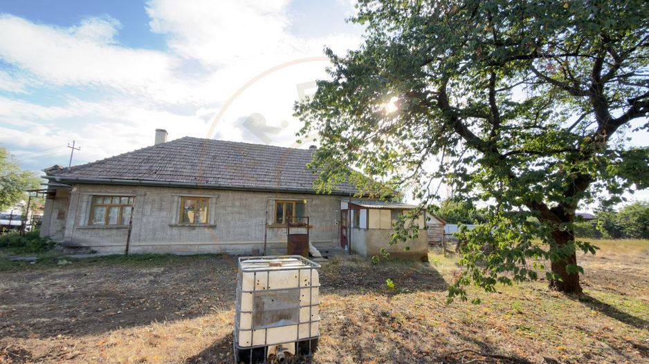 Casă 3 camere, Teren 1036 mp Front 22 m - Str. Florilor 46 - Carei - Poză 17