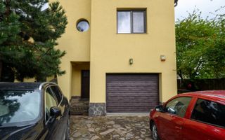 Vilă 5 camere 240 mp, mobilata,teren 806 mp – Platou Galata, Iași - Poză 10