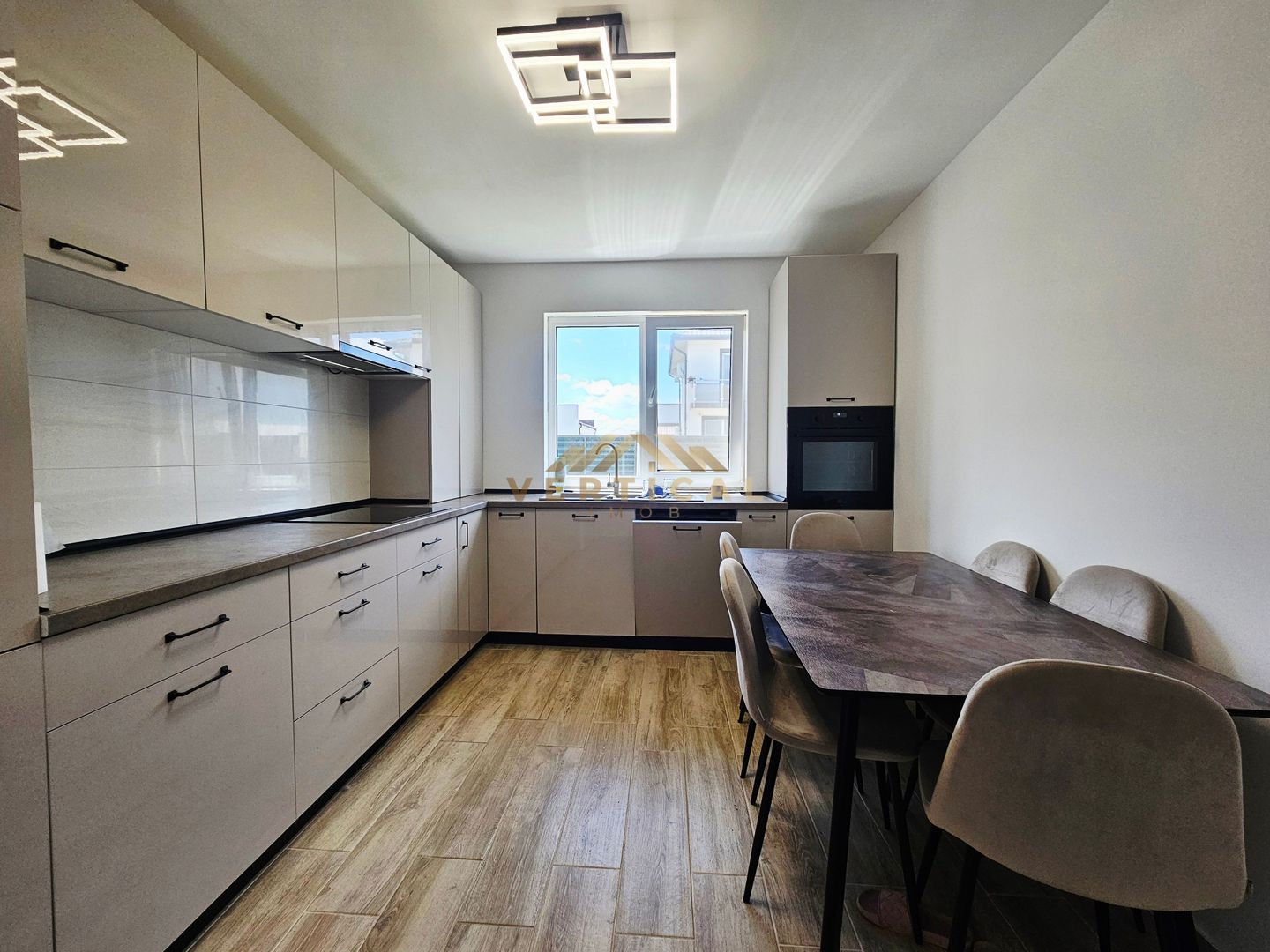 Vila 4 camere in zona de intrare a comunei Berceni - Poză 11