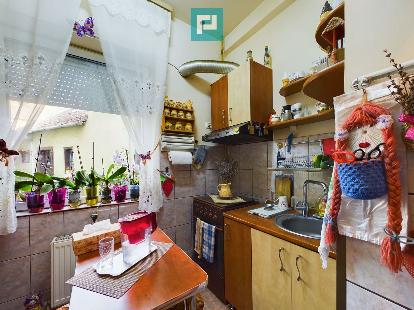 Clădire cu două apartamente zonă centrală - Poză 27